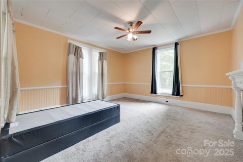 Single Family Residence in York SC 302 Charlotte Street 5.jpg