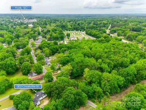 Single Family Residence in York SC 302 Charlotte Street 32.jpg