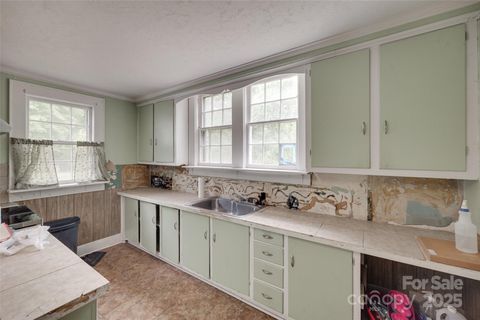 Single Family Residence in York SC 302 Charlotte Street 21.jpg