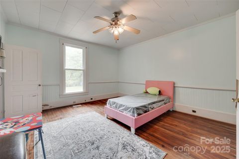 Single Family Residence in York SC 302 Charlotte Street 8.jpg