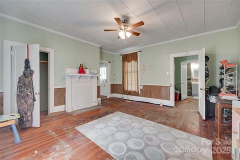 Single Family Residence in York SC 302 Charlotte Street 13.jpg
