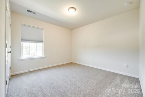 Single Family Residence in Fort Mill SC 609 Kahana River Road 15.jpg