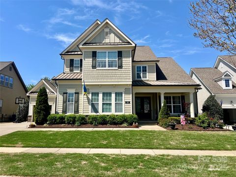 Single Family Residence in Fort Mill SC 313 Newington Court.jpg