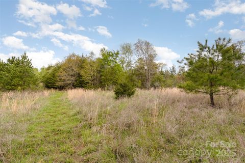 in Hickory Grove SC 13562 Smith Ford Road.jpg