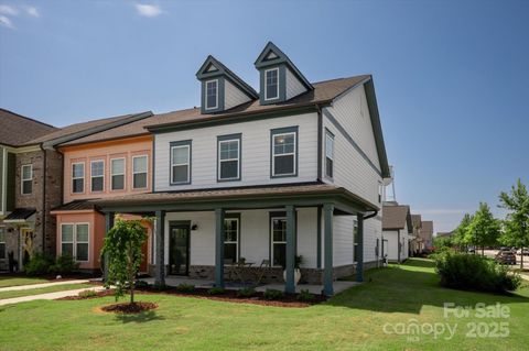 Townhouse in Rock Hill SC 1036 Riverwalk Parkway.jpg