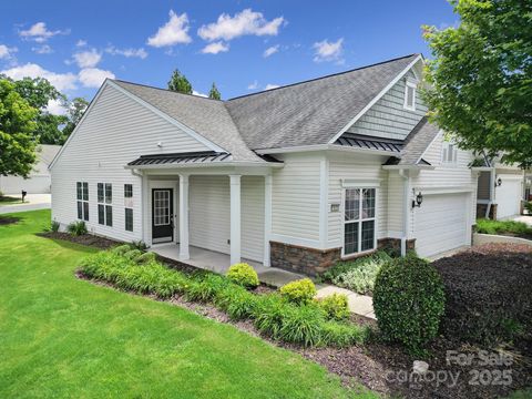Townhouse in Fort Mill SC 9020 Smokey Hill Lane.jpg