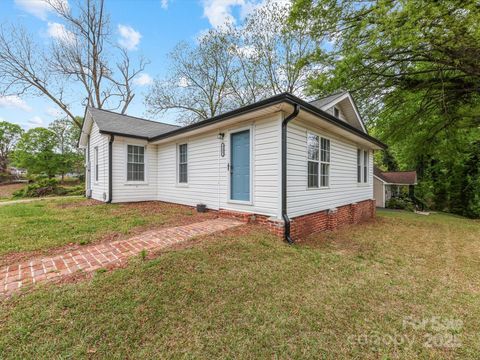 Single Family Residence in Kannapolis NC 721 Broad Street.jpg
