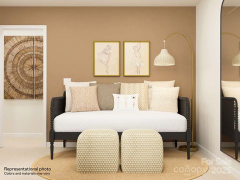 Single Family Residence in Fort Mill SC 4231 Skyboat Circle 8.jpg