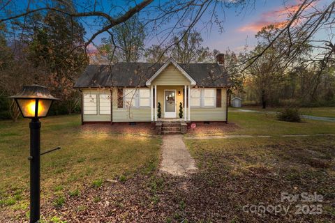 Single Family Residence in Salisbury NC 325 Hurley School Road.jpg