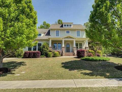Single Family Residence in Fort Mill SC 1222 Kings Bottom Drive.jpg