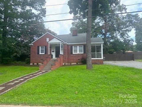 Single Family Residence in Fort Mill SC 706 Jackson Street.jpg