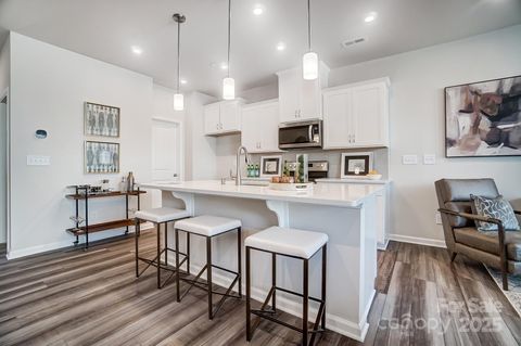 Townhouse in Kannapolis NC 2415 Hedgecliff Road.jpg