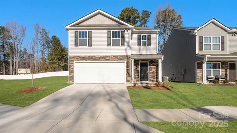 Single Family Residence in Hendersonville NC 55 Lauren Lane.jpg
