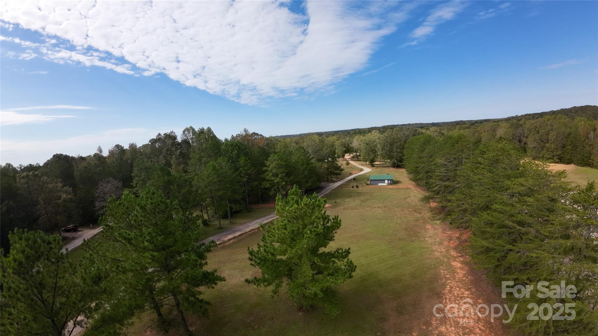 Single Family Residence in Hickory Grove SC 3330 Clinzo Feemster Road 3.jpg