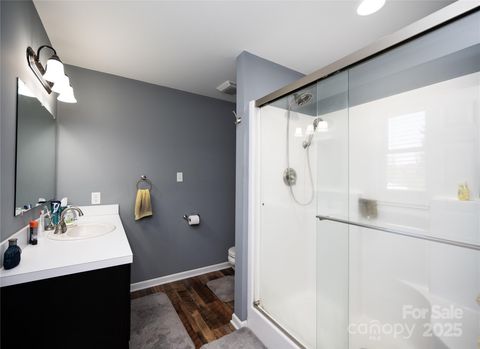 Single Family Residence in Hickory Grove SC 3330 Clinzo Feemster Road 10.jpg