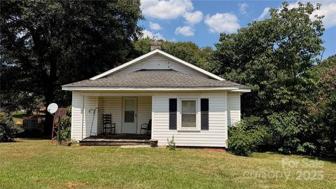 Single Family Residence in Forest City NC 1791 Old Henrietta Road.jpg