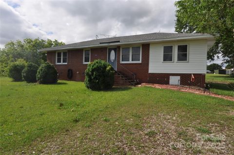 Single Family Residence in Chester SC 3505 Valley Drive.jpg