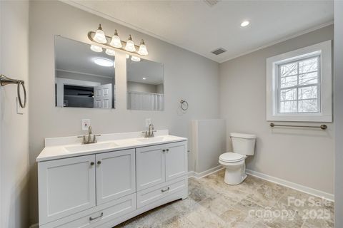 Single Family Residence in Lancaster SC 2478 Stribling Circle 18.jpg