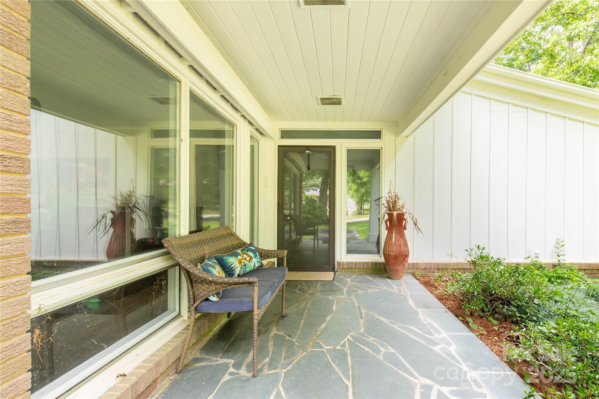 Single Family Residence in Lancaster SC 981 Sherwood Circle 4.jpg
