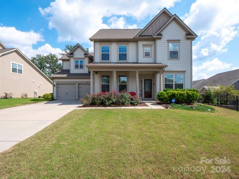 Single Family Residence in Fort Mill SC 775 Kathy Dianne Drive.jpg