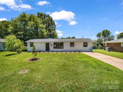 Single Family Residence in Forest City NC 179 Sedgefield Drive.jpg
