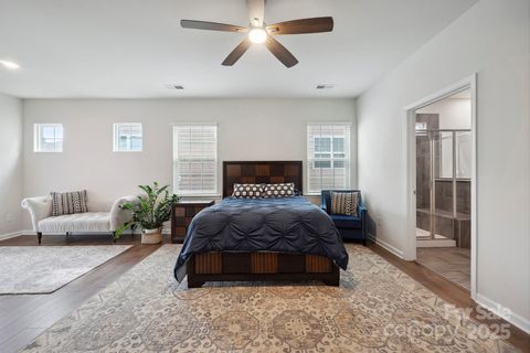 Single Family Residence in Fort Mill SC 4015 Havenport Circle 18.jpg