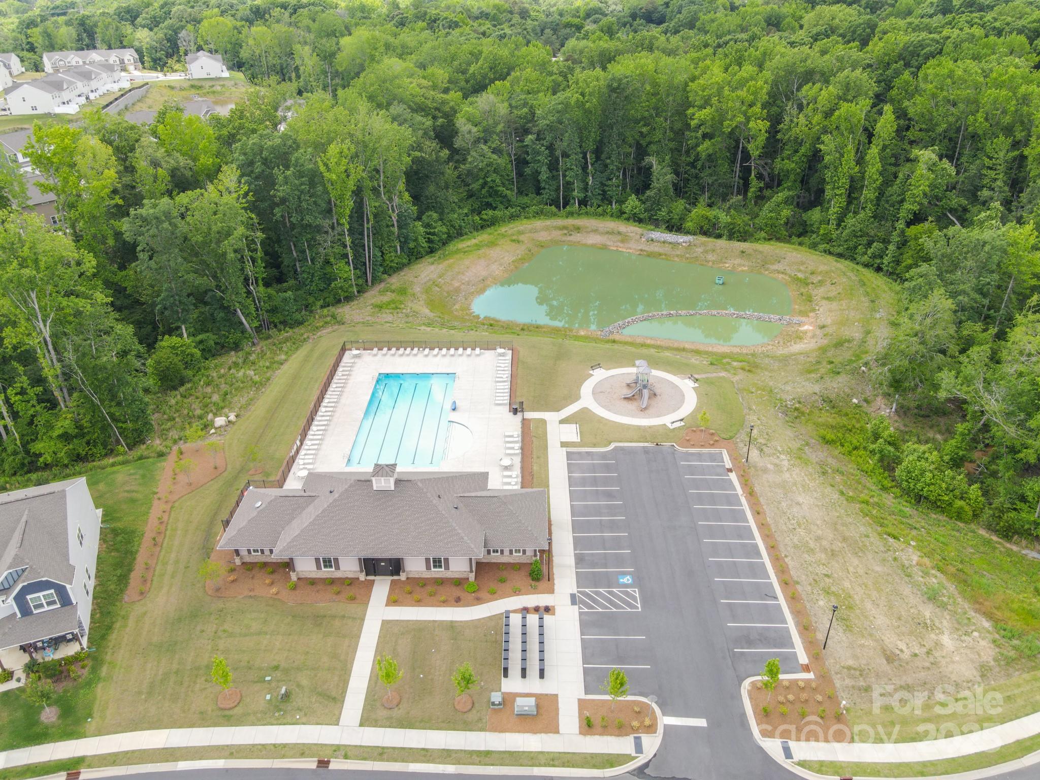Single Family Residence in Fort Mill SC 4015 Havenport Circle 45.jpg