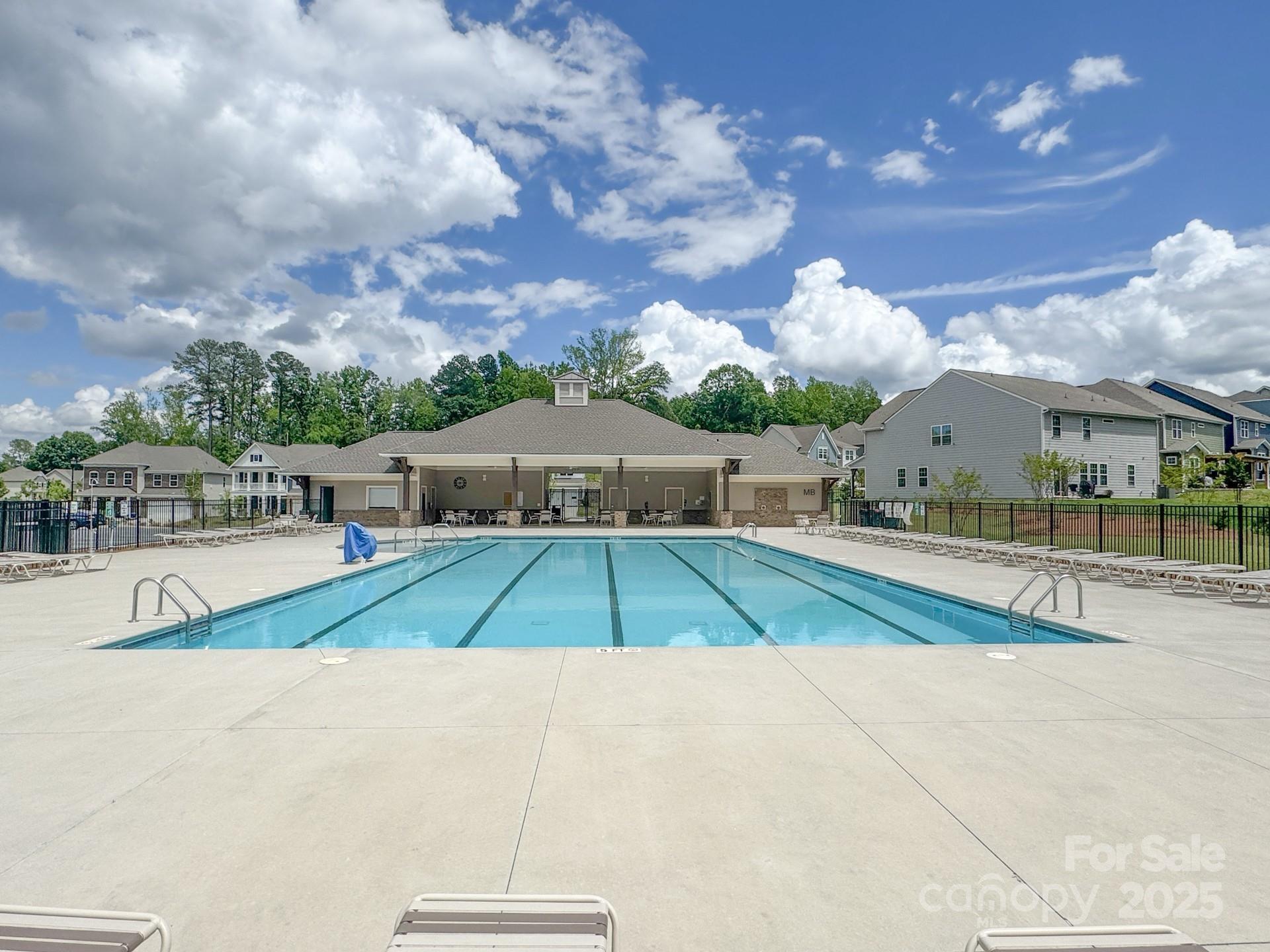 Single Family Residence in Fort Mill SC 4015 Havenport Circle 44.jpg