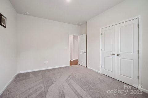 Single Family Residence in Fort Mill SC 4015 Havenport Circle 25.jpg