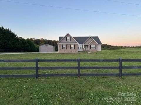 Single Family Residence in Forest City NC 879 Doggett Road.jpg