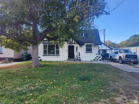 Single Family Residence in Ogden UT 1609 S WASHINGTON BLVD.jpg