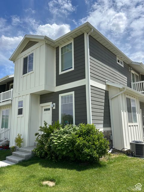 Townhouse in Eagle Mountain UT 1772 E SKYLINE DR #L1.jpg