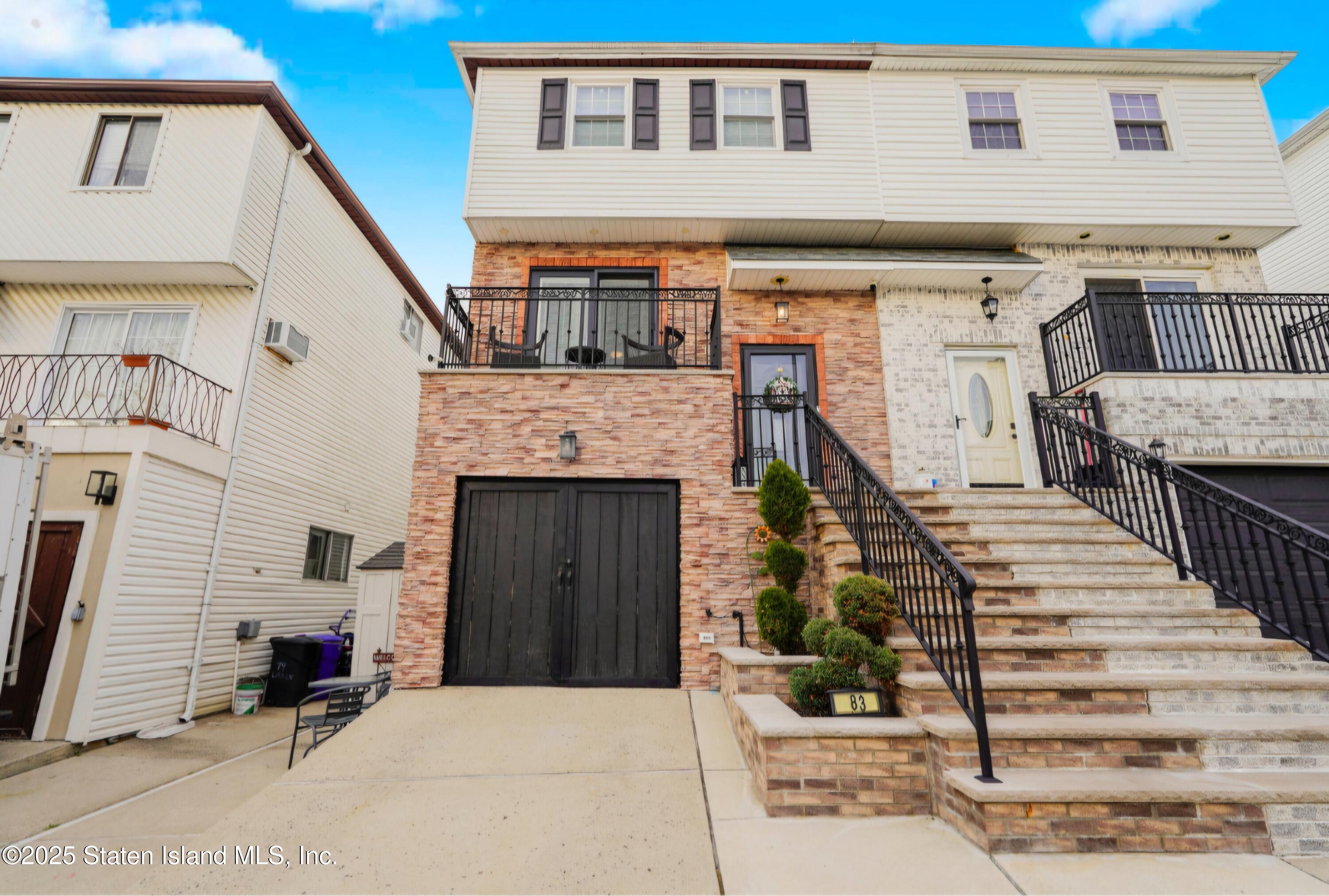 83 Lisa Ln, Staten Island, NY 10312
