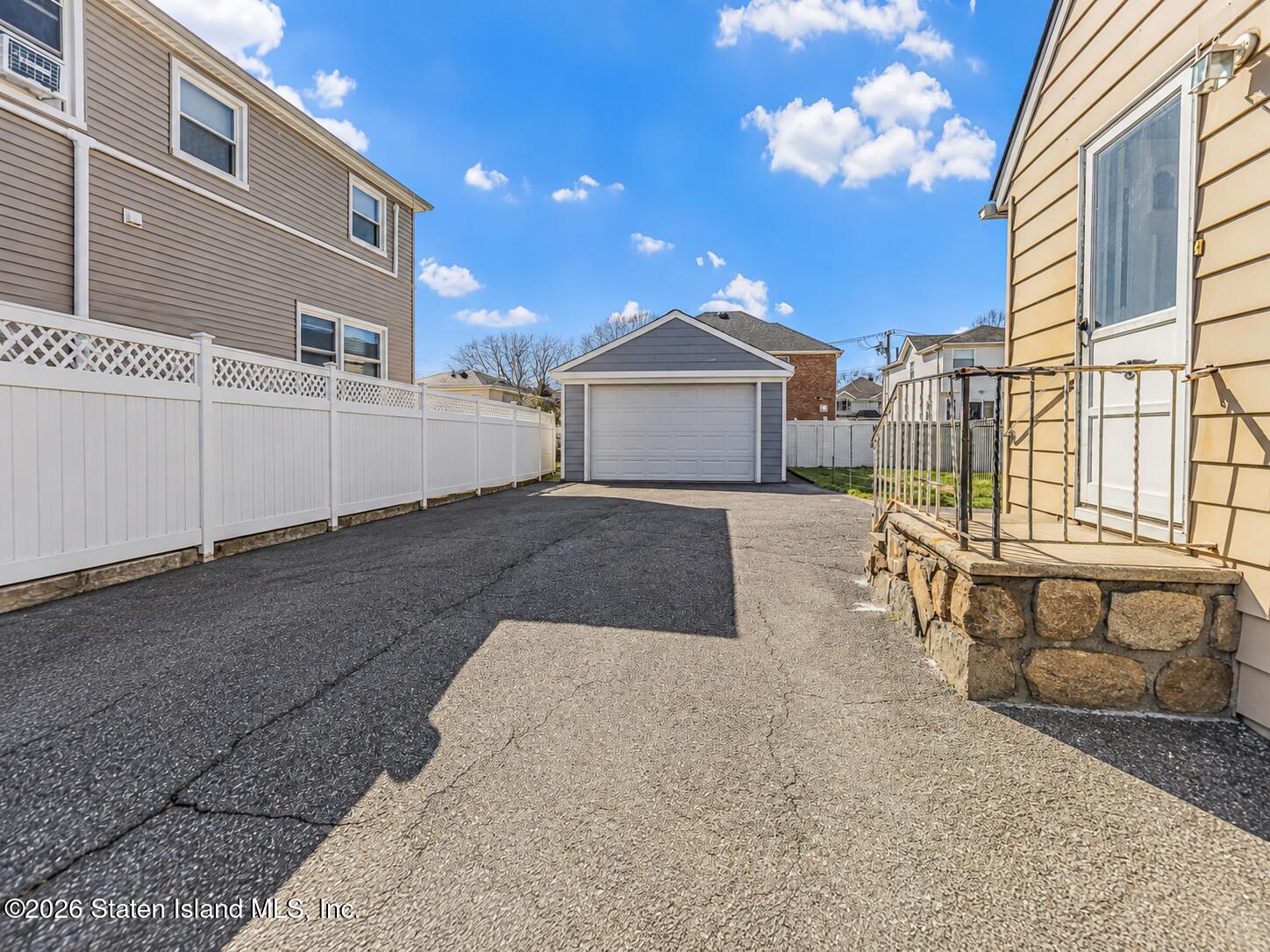 352 Stewart Ave, Staten Island, NY 10314 photo