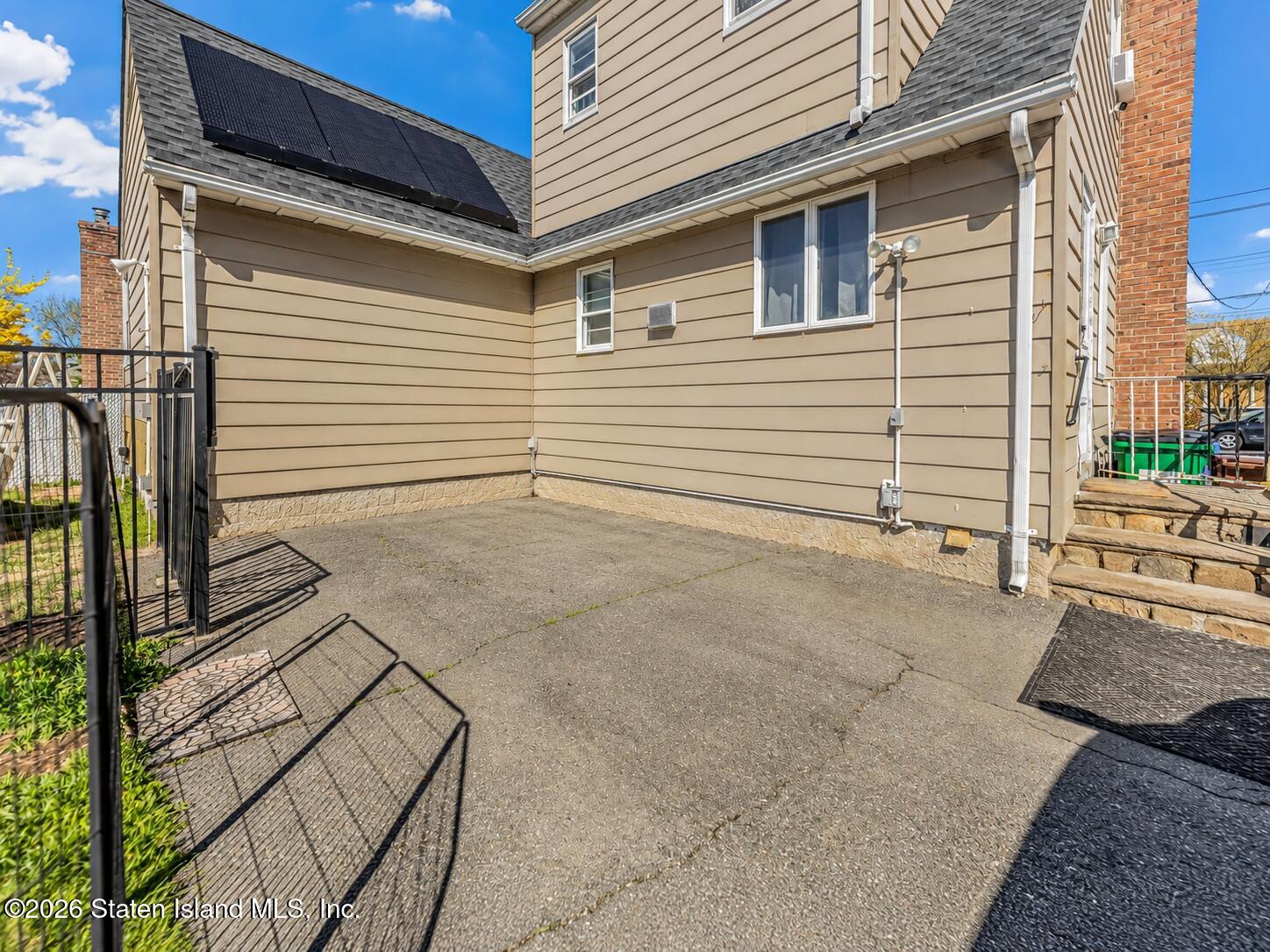 352 Stewart Ave, Staten Island, NY 10314 photo
