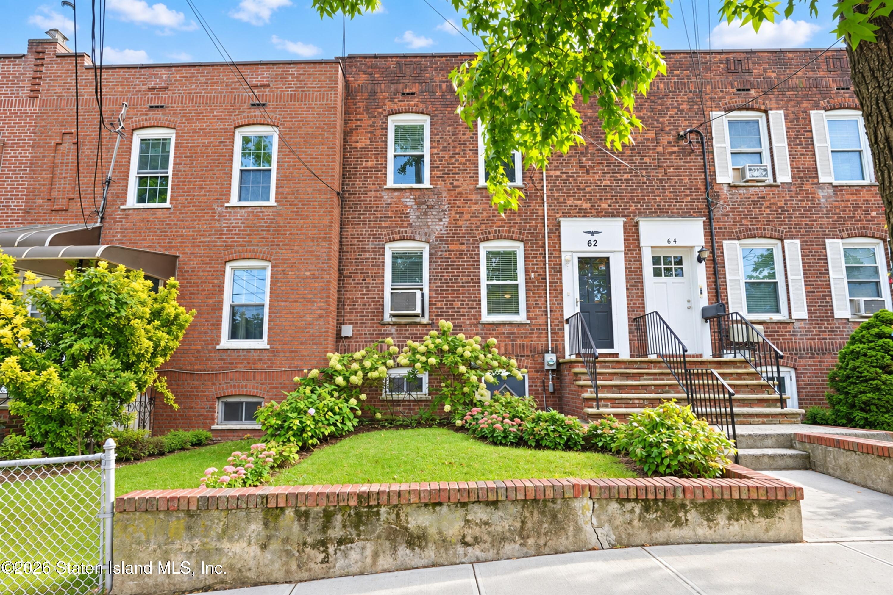 62 Arnold St, Staten Island, NY 10301 photo