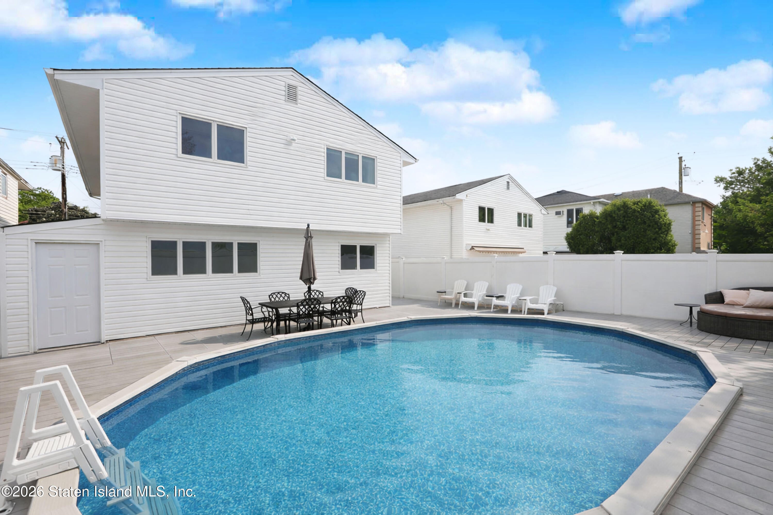 142 Merrill Ave, Staten Island, NY 10314 photo