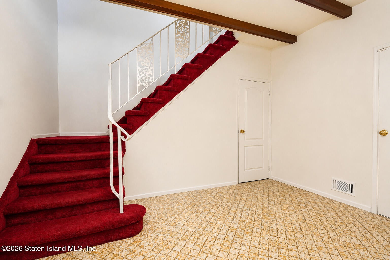 135 Commerce St, Staten Island, NY 10314 photo