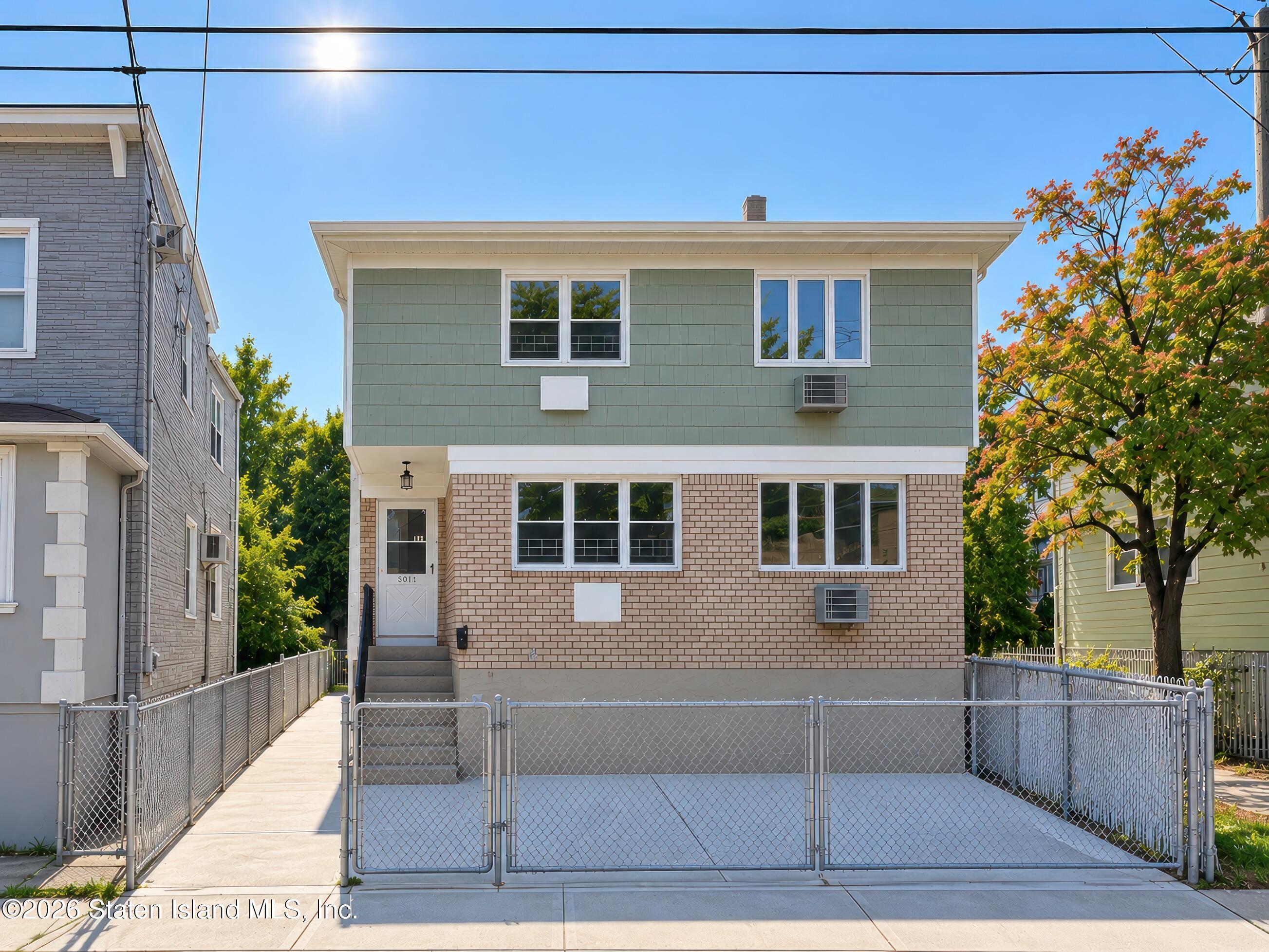 433 Hanover Ave, Staten Island, NY 10304