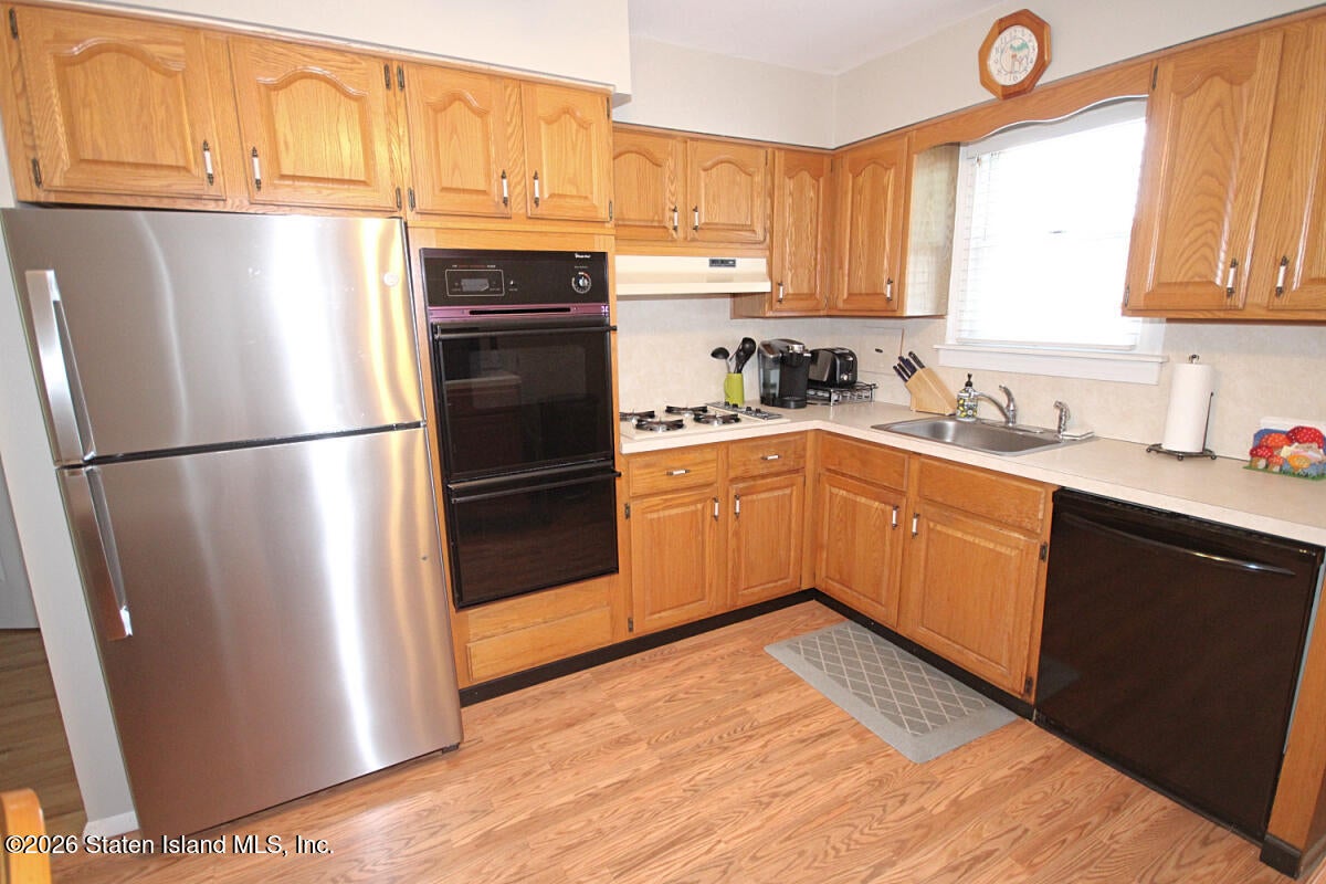 133 Corbin Ave, Staten Island, NY 10308 photo
