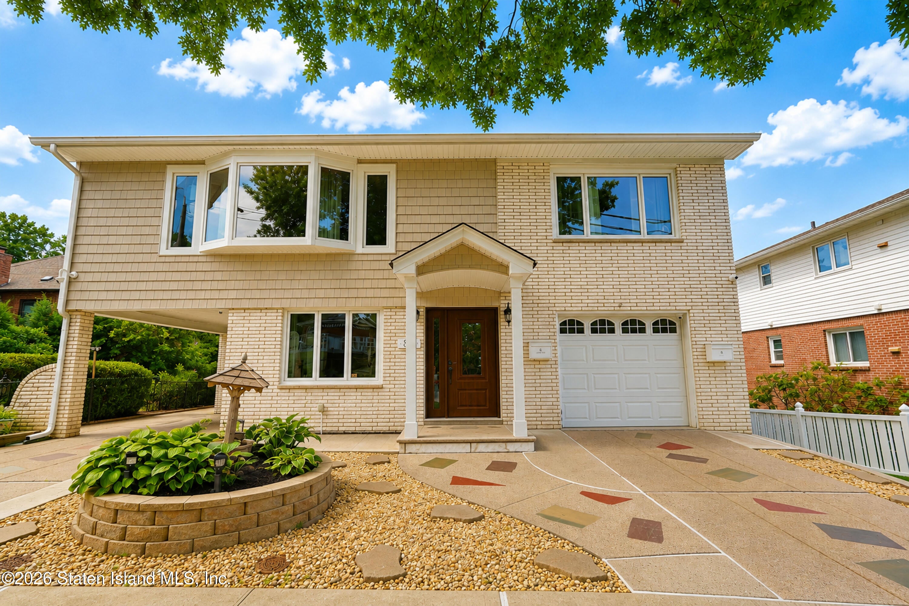 35 Cattaraugus St, Staten Island, NY 10301