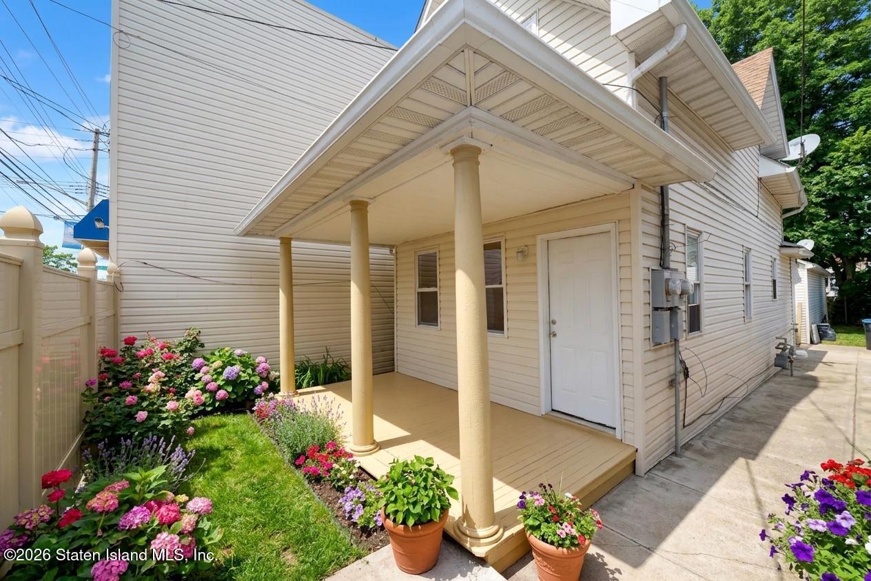597 599 Midland Ave #4, Staten Island, NY 10306 photo