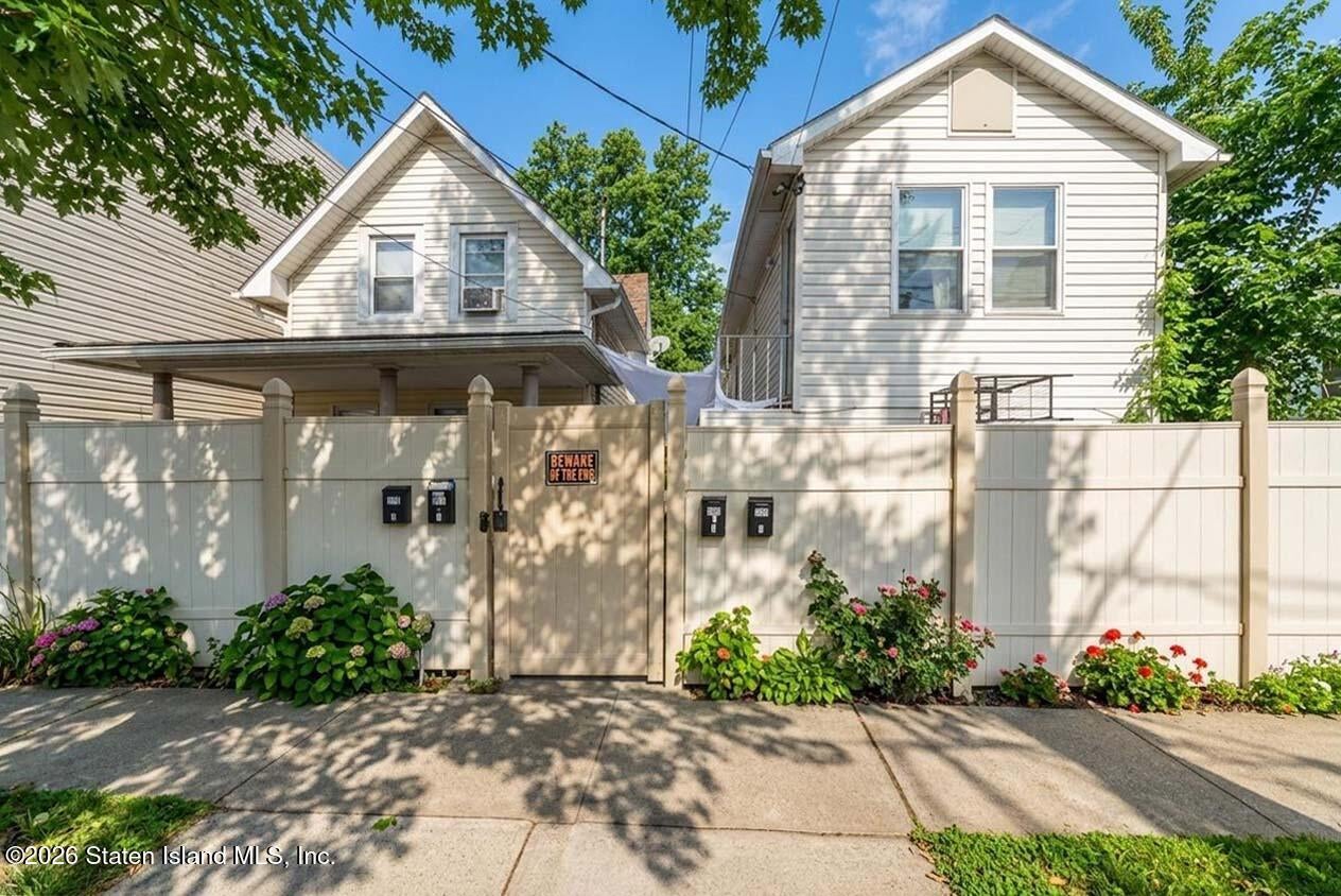 597 599 Midland Ave, Staten Island, NY 10306