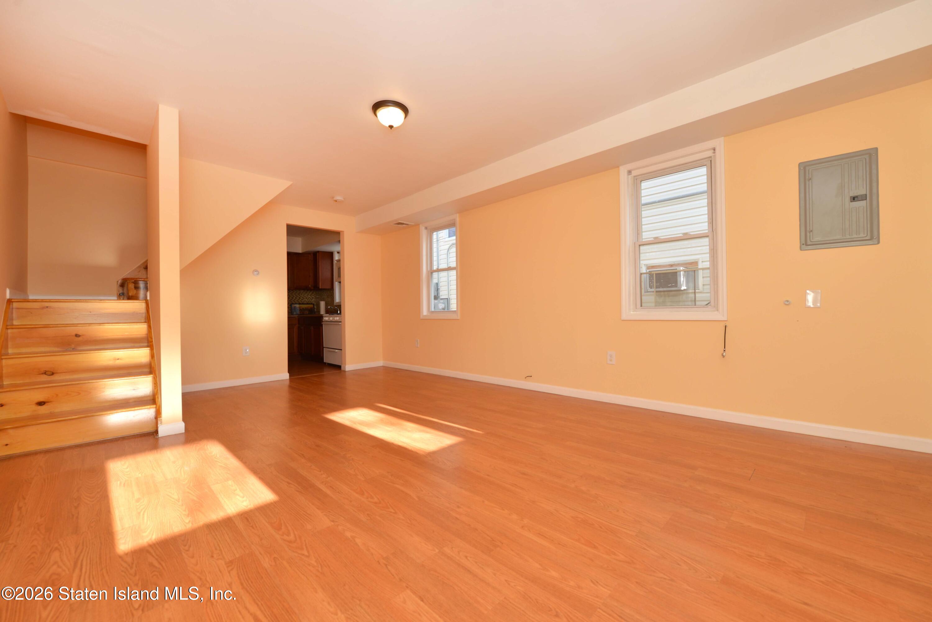 597 599 Midland Ave #4, Staten Island, NY 10306 photo