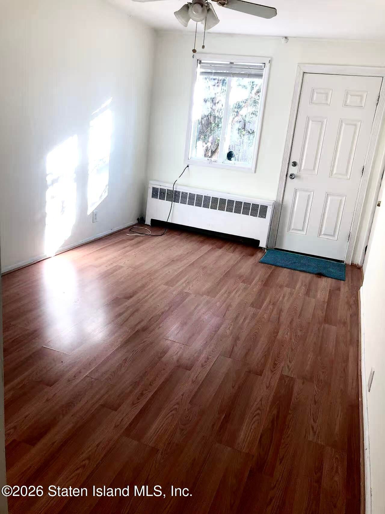 69 27 169th St, Queens, NY 11365 photo
