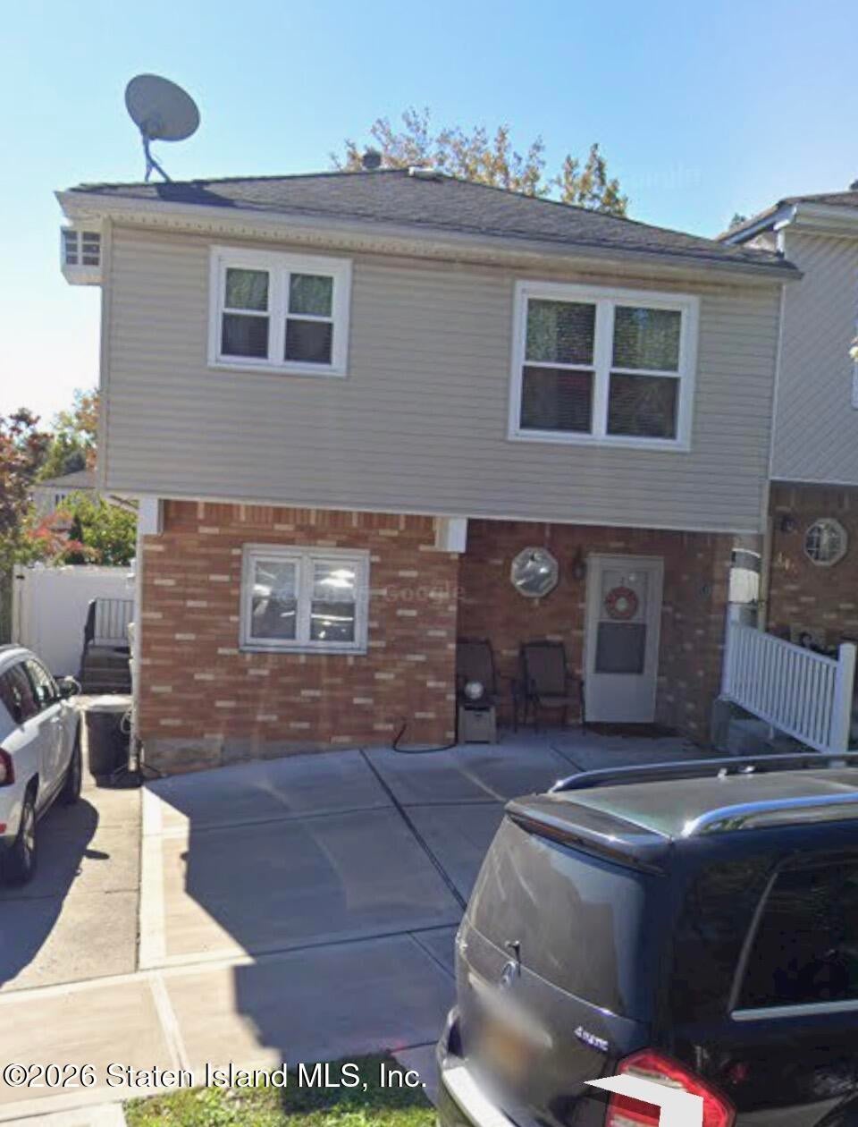 141 Marisa Cir, Staten Island, NY 10309