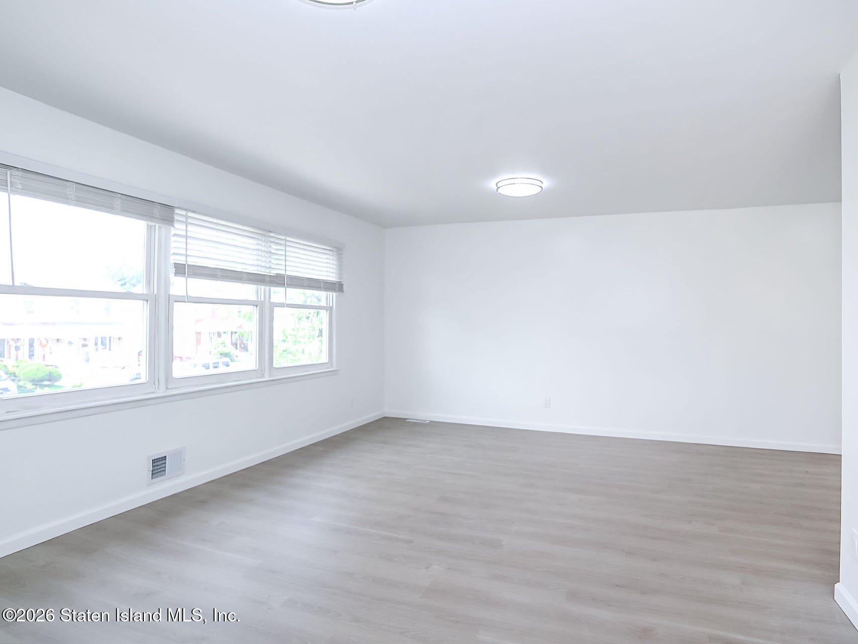 478 Leverett Ave, Staten Island, NY 10308 photo