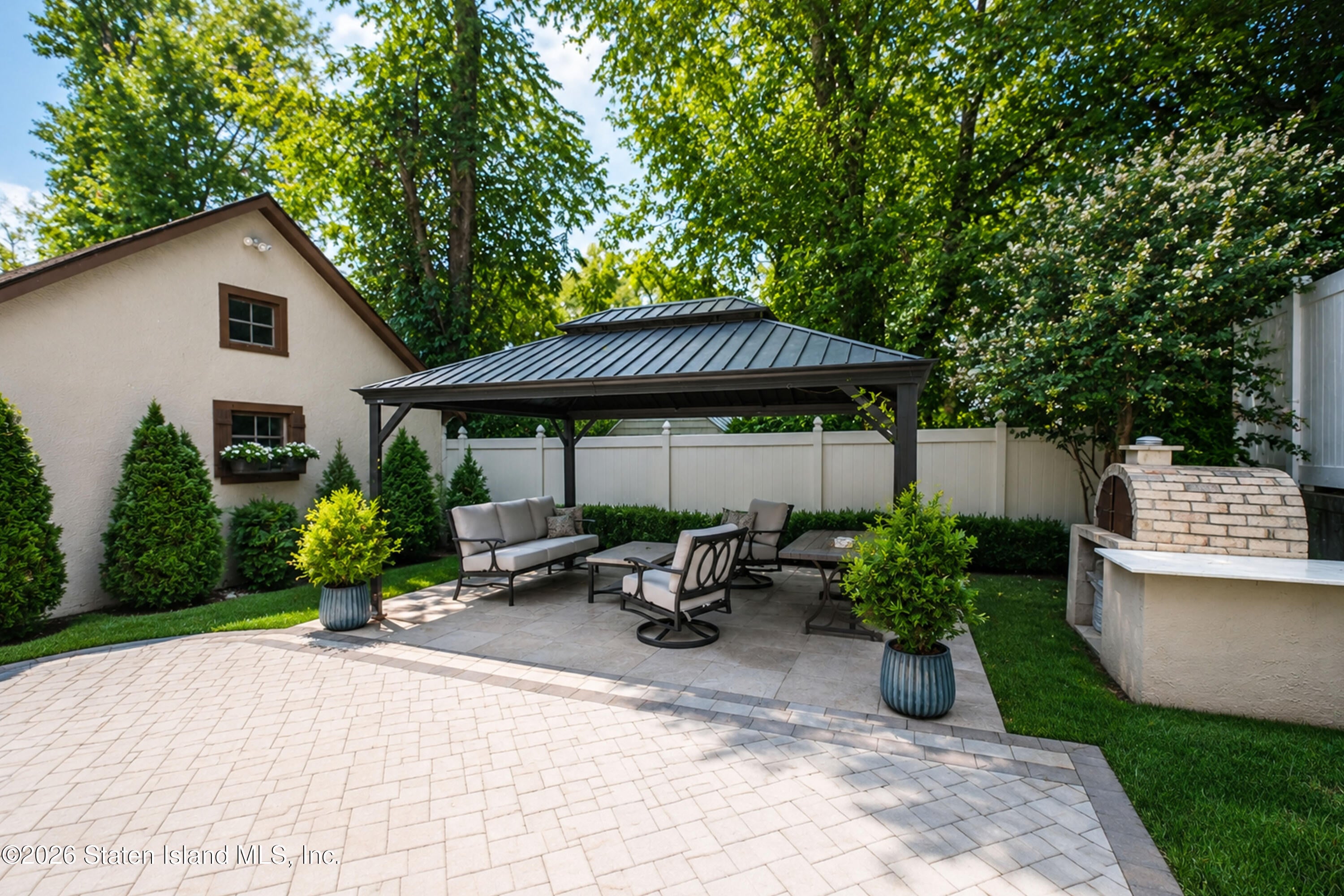 50 Bishop St, Staten Island, NY 10306 photo