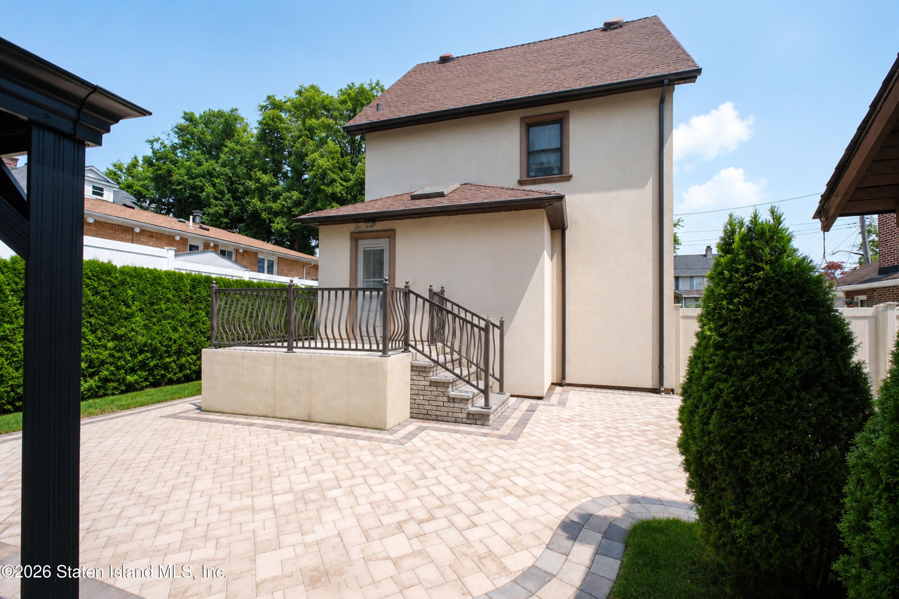 50 Bishop St, Staten Island, NY 10306 photo