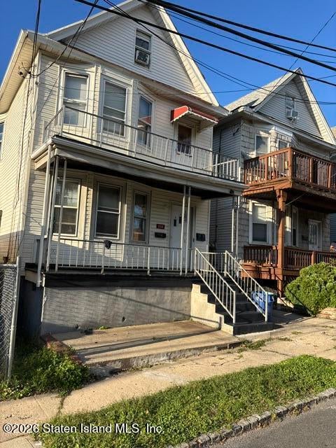 189 Van Buren St, Staten Island, NY 10301